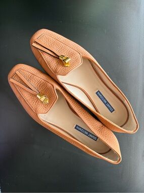 Stuart Weitzman Tan Pebbled Leather Tassel Loafers